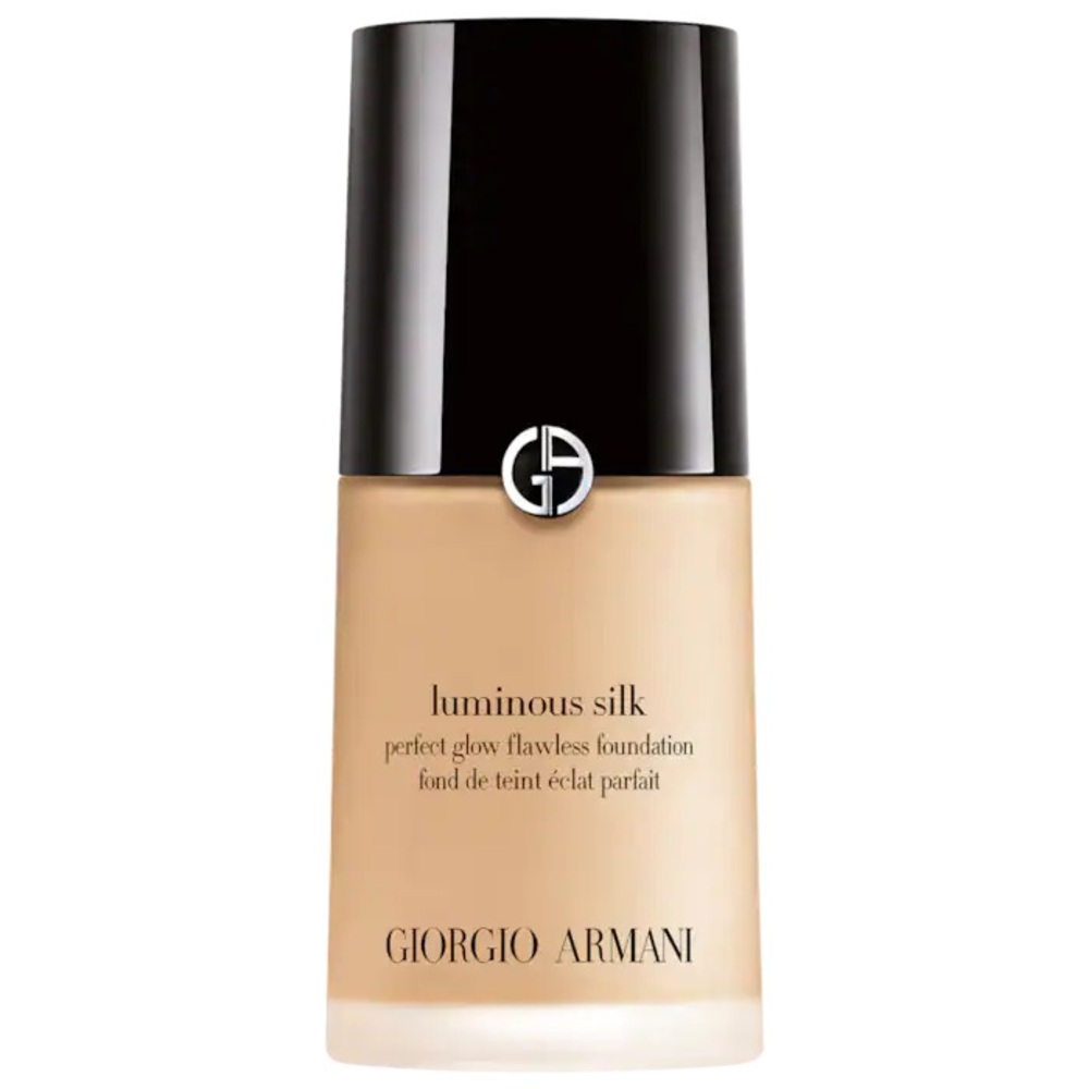 Georgia Armani Lasting silk UV foundation in shade 2